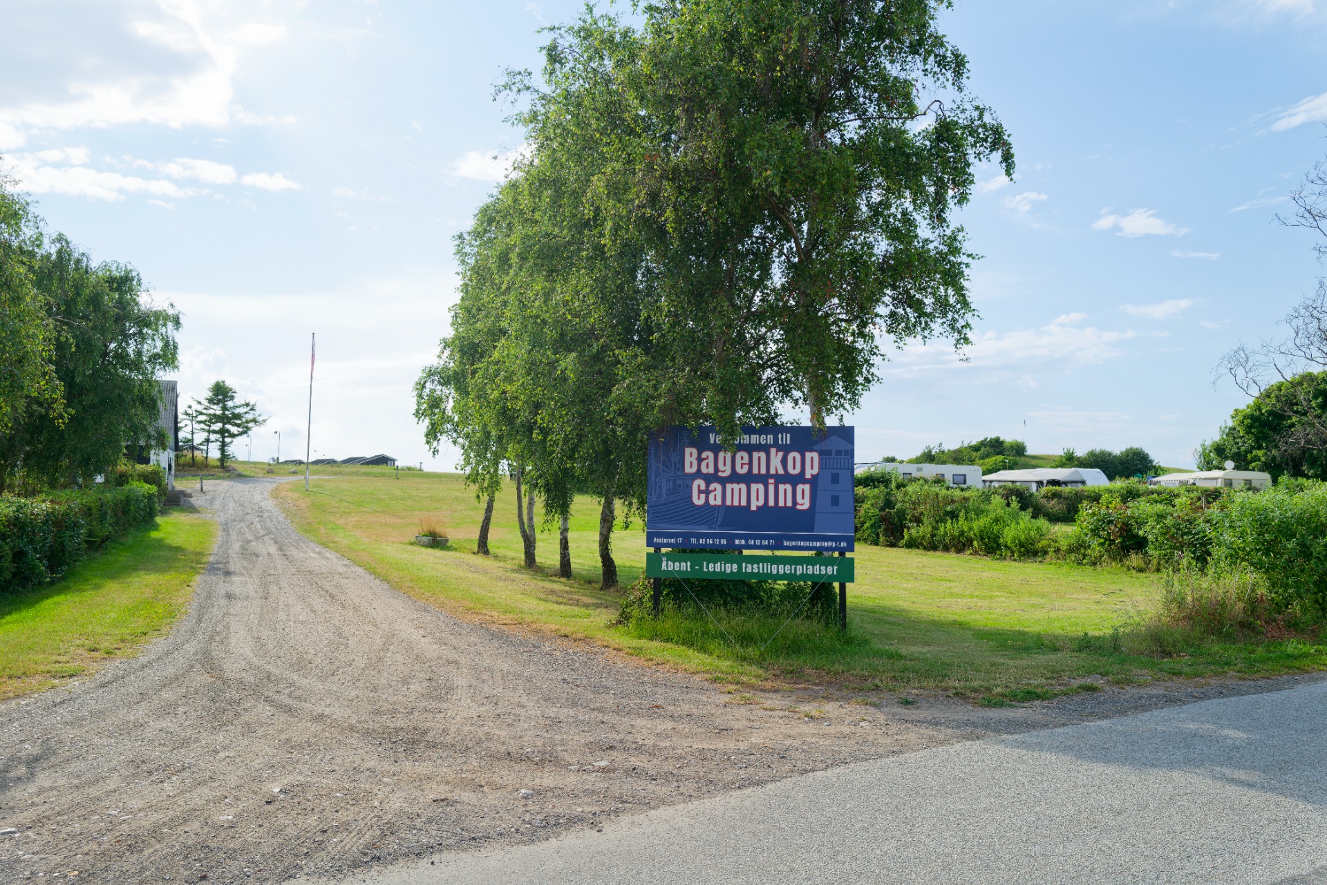 Indkørsel til Bagenkop Camping